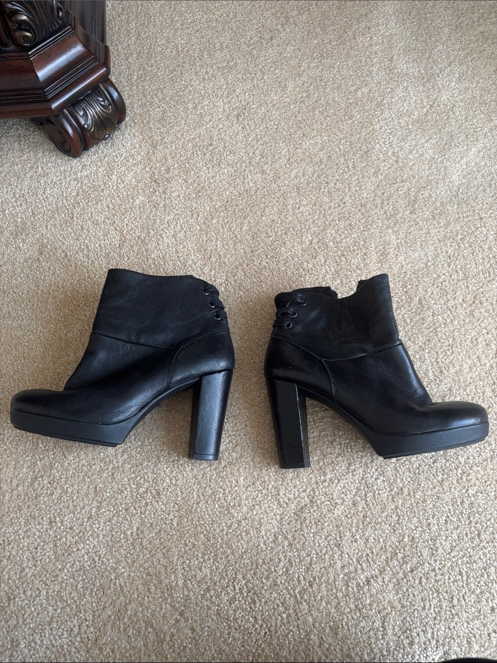 Steve Madden Black Leather High-Heel Ankle Booties
